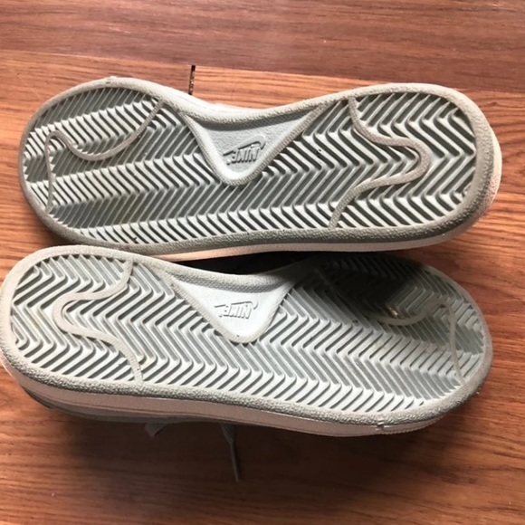 Nike Court Royale - Picture 4 of 4